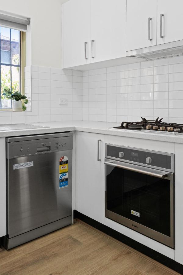 Burwood New 2 Bedroom 2 Bath Free Parking Apartment Sydney