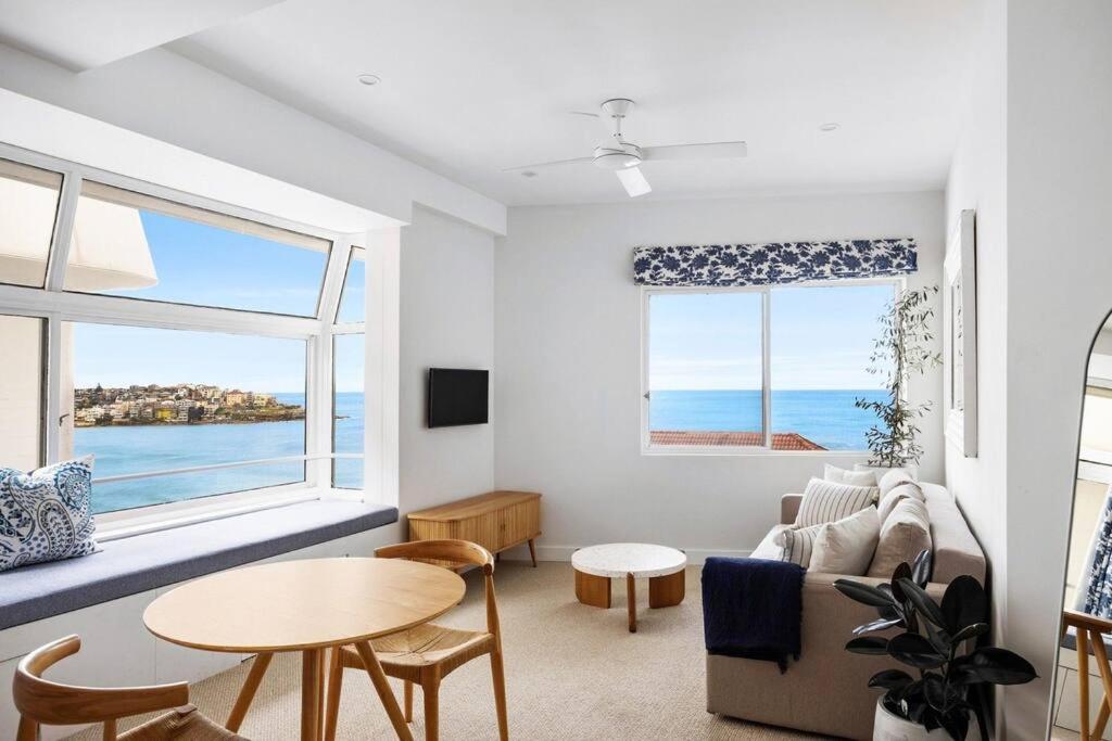 Bondi *