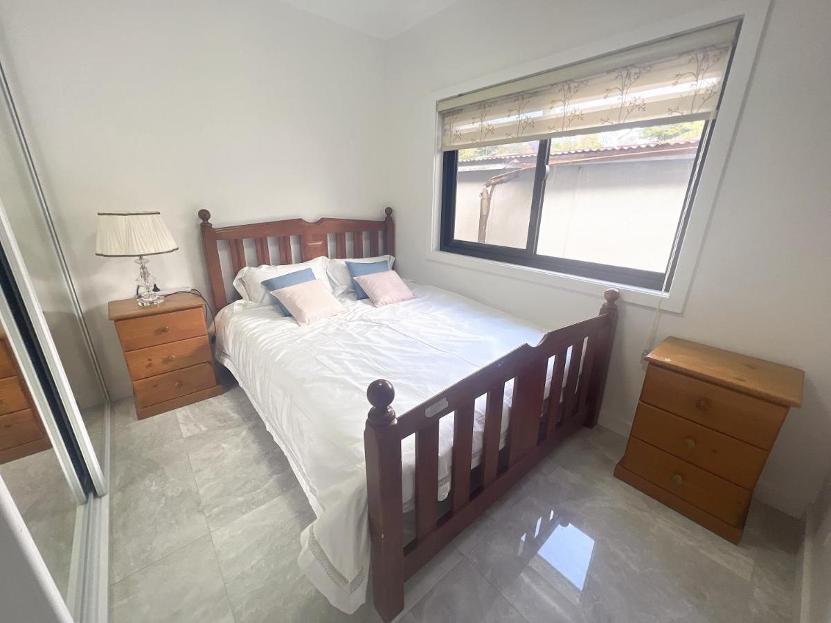 Entire New Granny Flat With 3 Bedrooms 2 Bathrooms