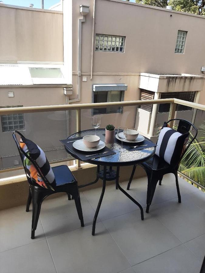 Bellevue Hill Close To Bondi Swimming Pool
