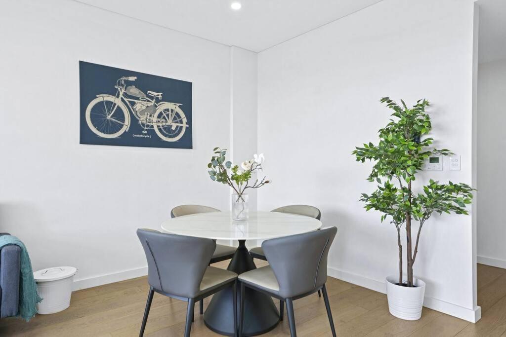 City N Park View 1 Bedroom Apt @waterloo Sydney