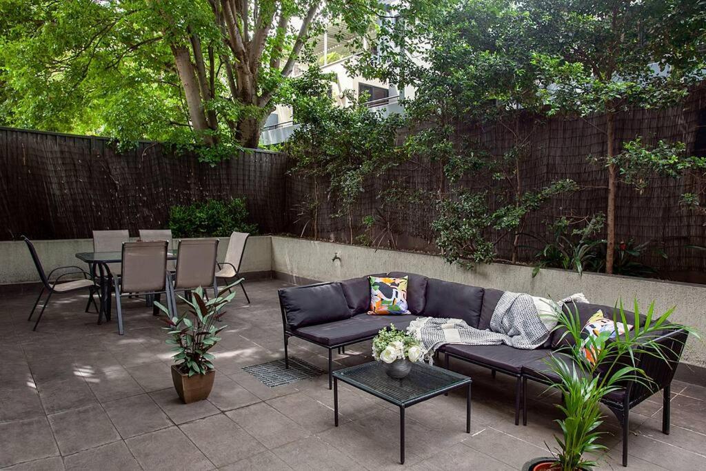 Apartment Huge 3 Bed Camperdown Garden W Parking Aircon