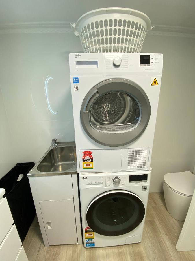 Luxury Manly Beachfront Apartment Sydney