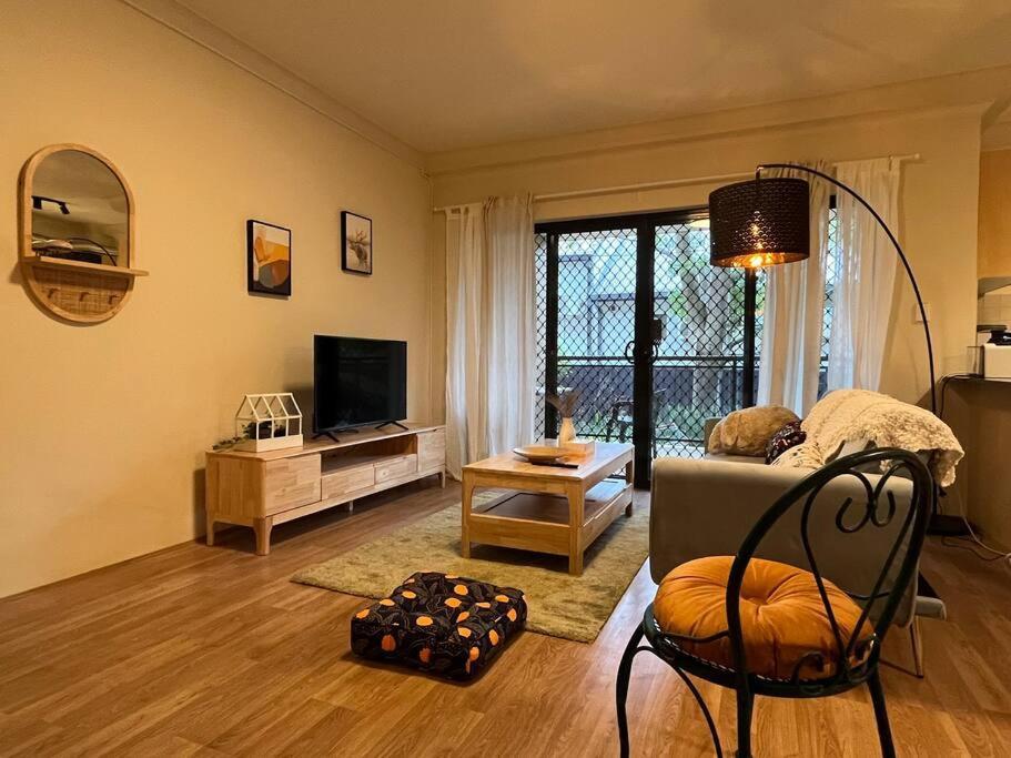 Cozy And Convenient * Sydney