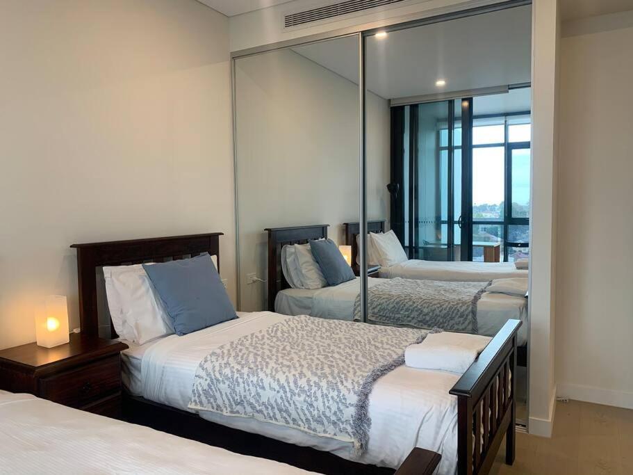2 Bedroom In The Middle Of With Beautiful River View *