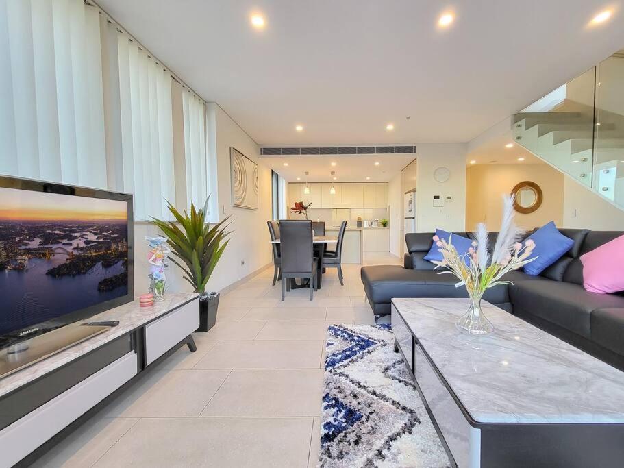 Spacious 3-bed Penthouse With Perfect View *