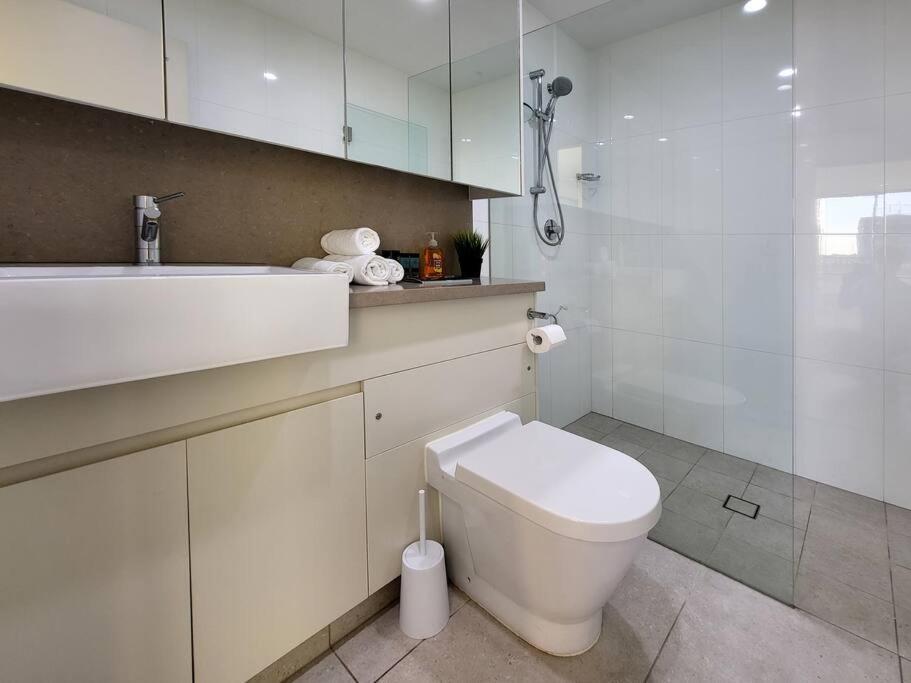 Spacious 3-bed Penthouse With Perfect View Apartamento Sidney