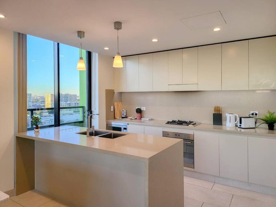 Spacious 3-bed Penthouse With Perfect View