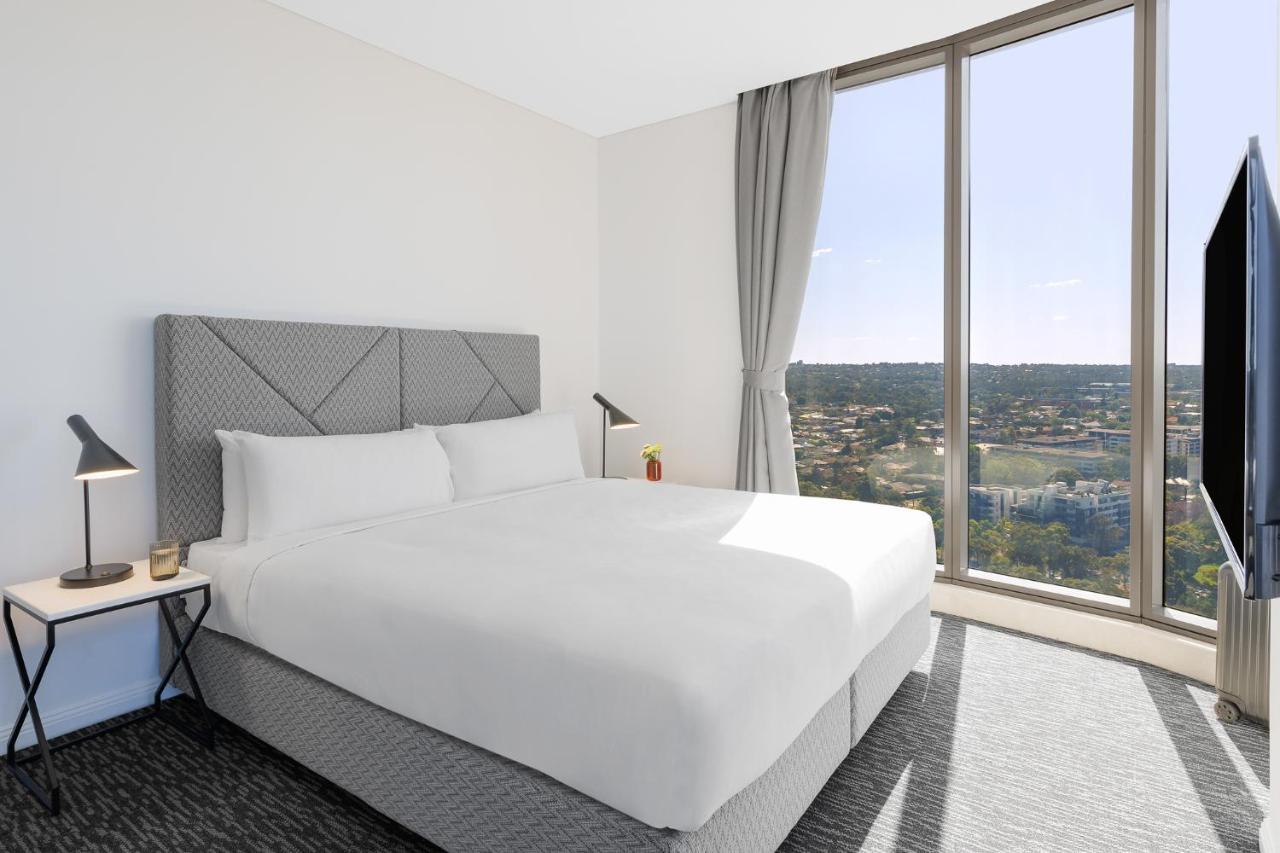 Hotel Meriton George Street, Parramatta 4*