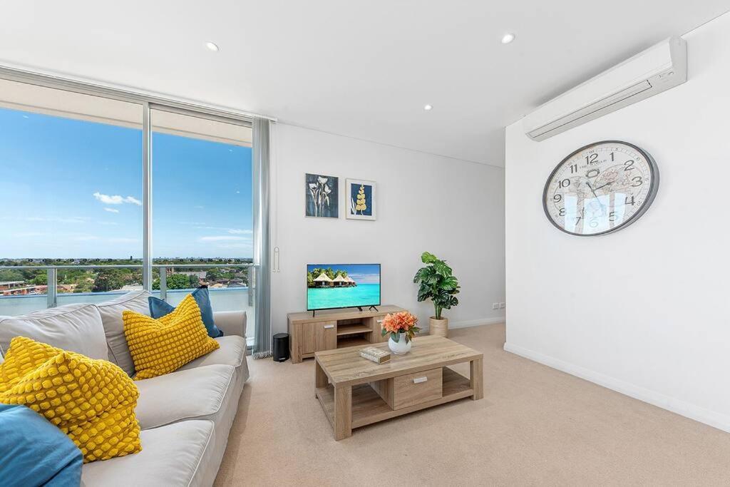 Apartment Skyview Comfy Apt In Centre Of Burwood