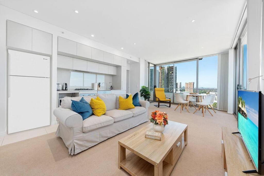 Skyview Comfy Apt In Centre Of Burwood Apartment