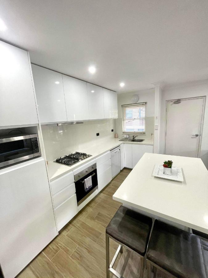 Lotus Manly - 31e Apartment