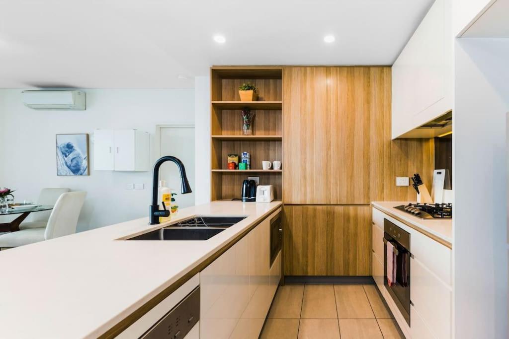 Lovely 2 Bedroom With Swimming Pool *