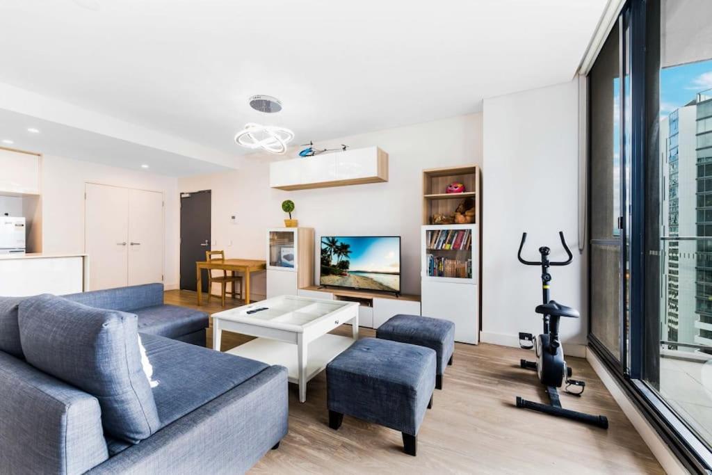 Apartment Lovely 2 Bedroom With Swimming Pool Sydney