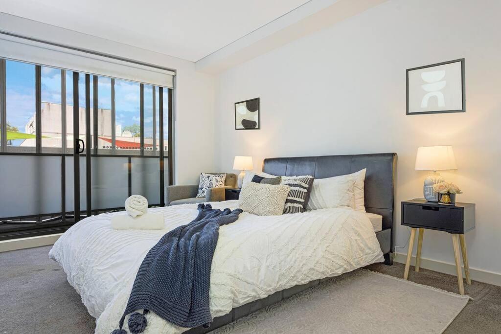Parramatta Comfy- 2bd-free Parking -netflix-westfield * Sidney