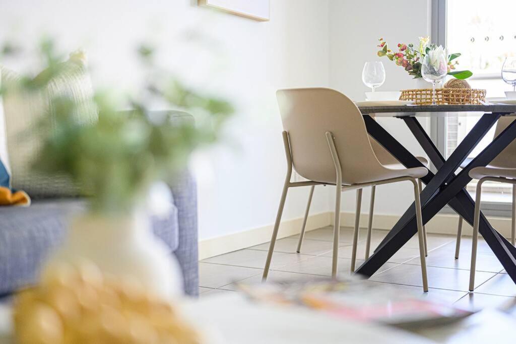 Parramatta Comfy- 2bd-free Parking -netflix-westfield * Sidney