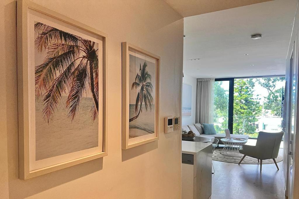 Apartment And Sea! *