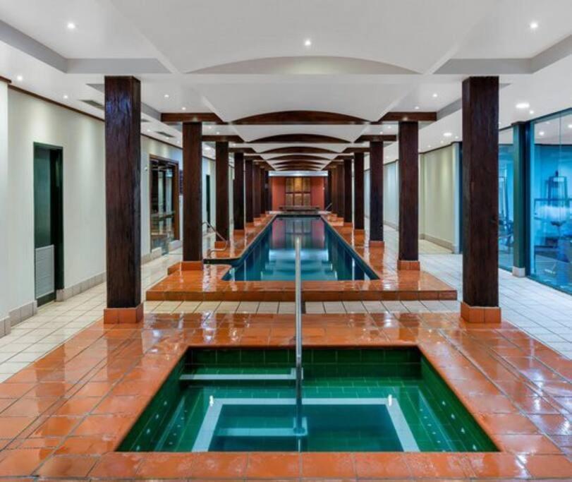 Darling Harbour Stunning Location With Pool, Gym, Wifi, Netflix Apartment
