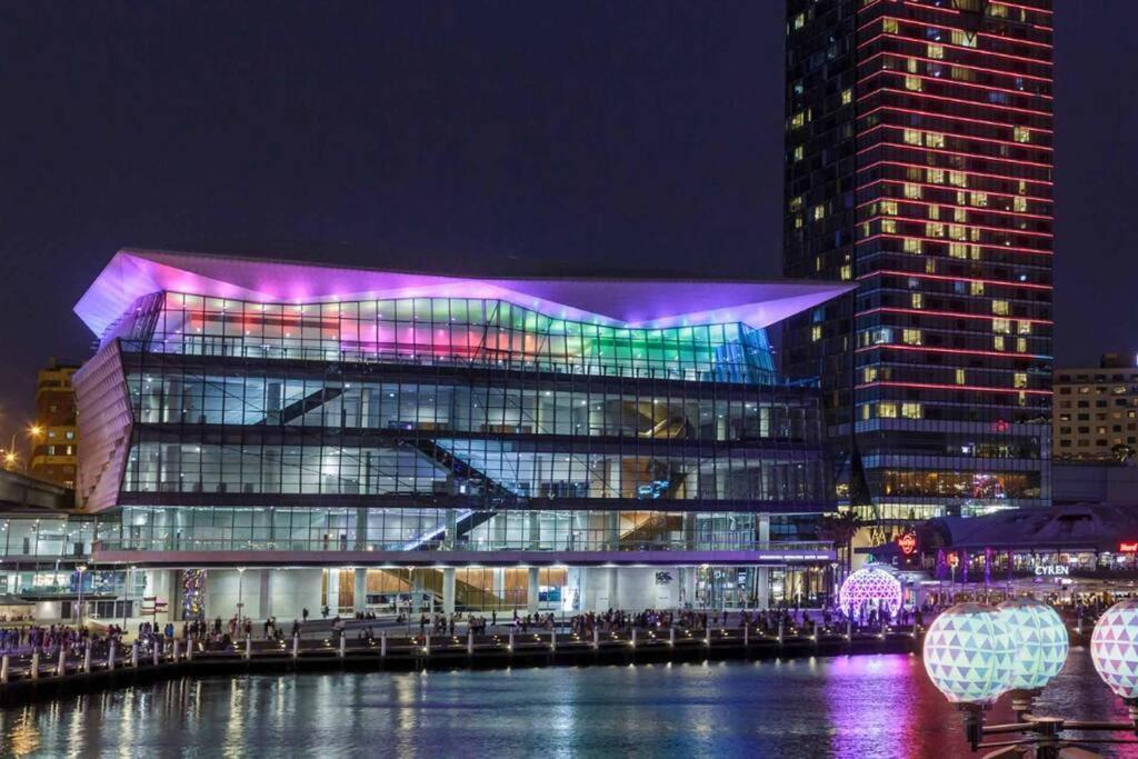 Apartment Darling Harbour Stunning Location With Pool, Gym, Wifi, Netflix Sydney