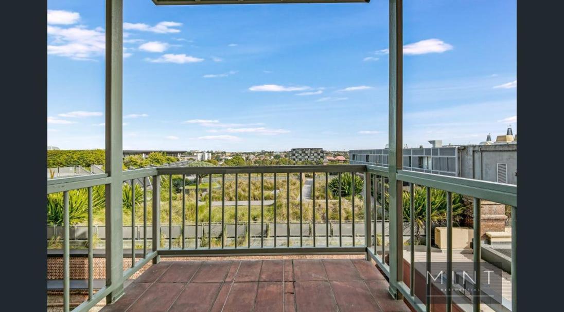 Darling Harbour Stunning Location With Pool, Gym, Wifi, Netflix