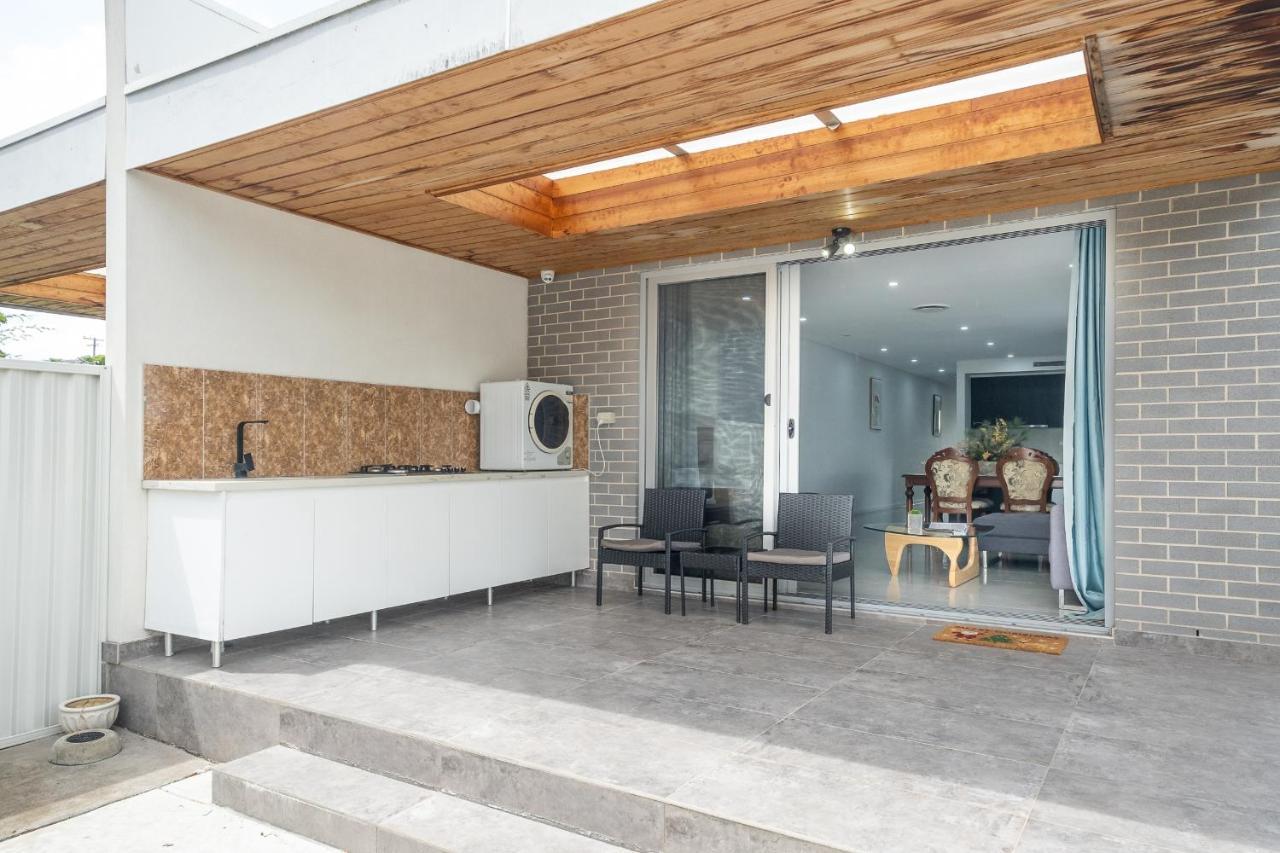 Blue Haven Retreat - Beverly Hills 208