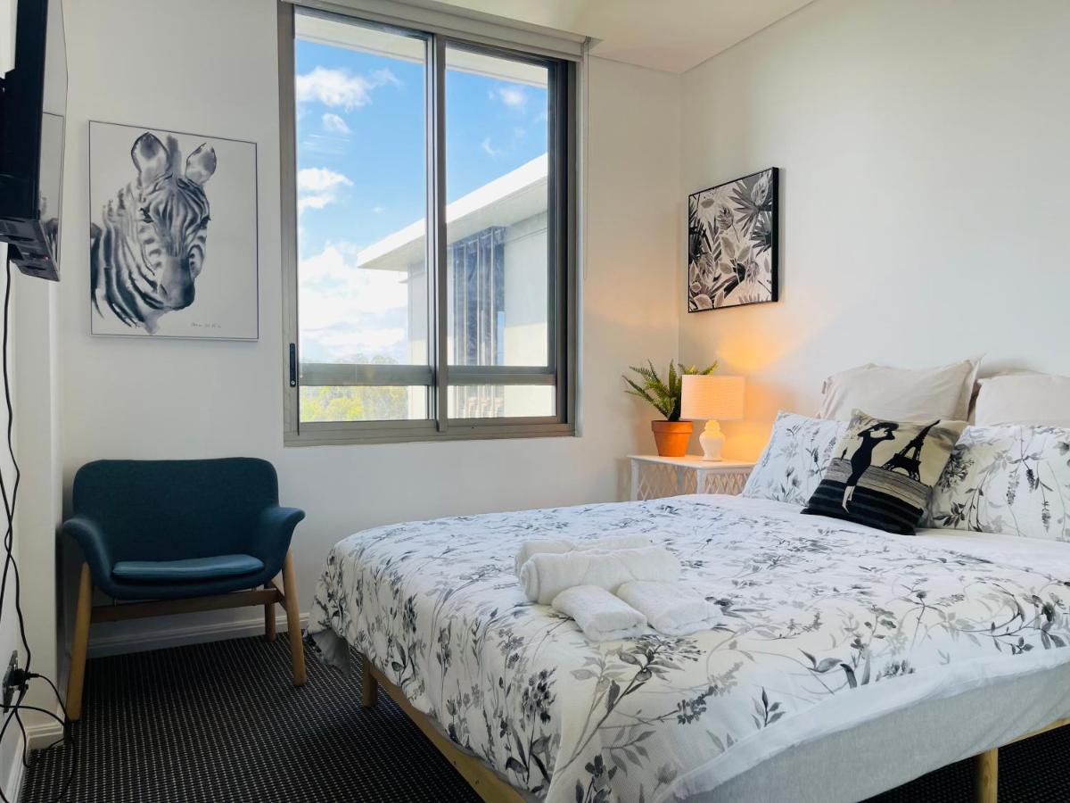 Macquarie University Green Space Apartment