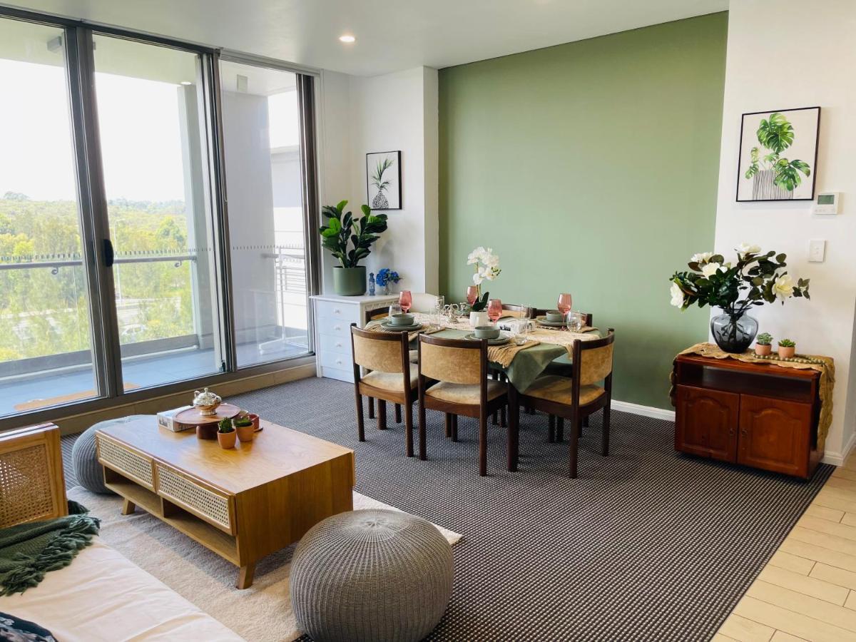 Macquarie University Green Space Apartment