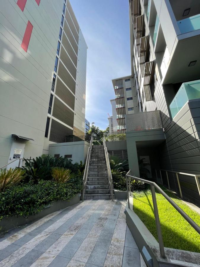 Macquarie University Green Space Apartment *