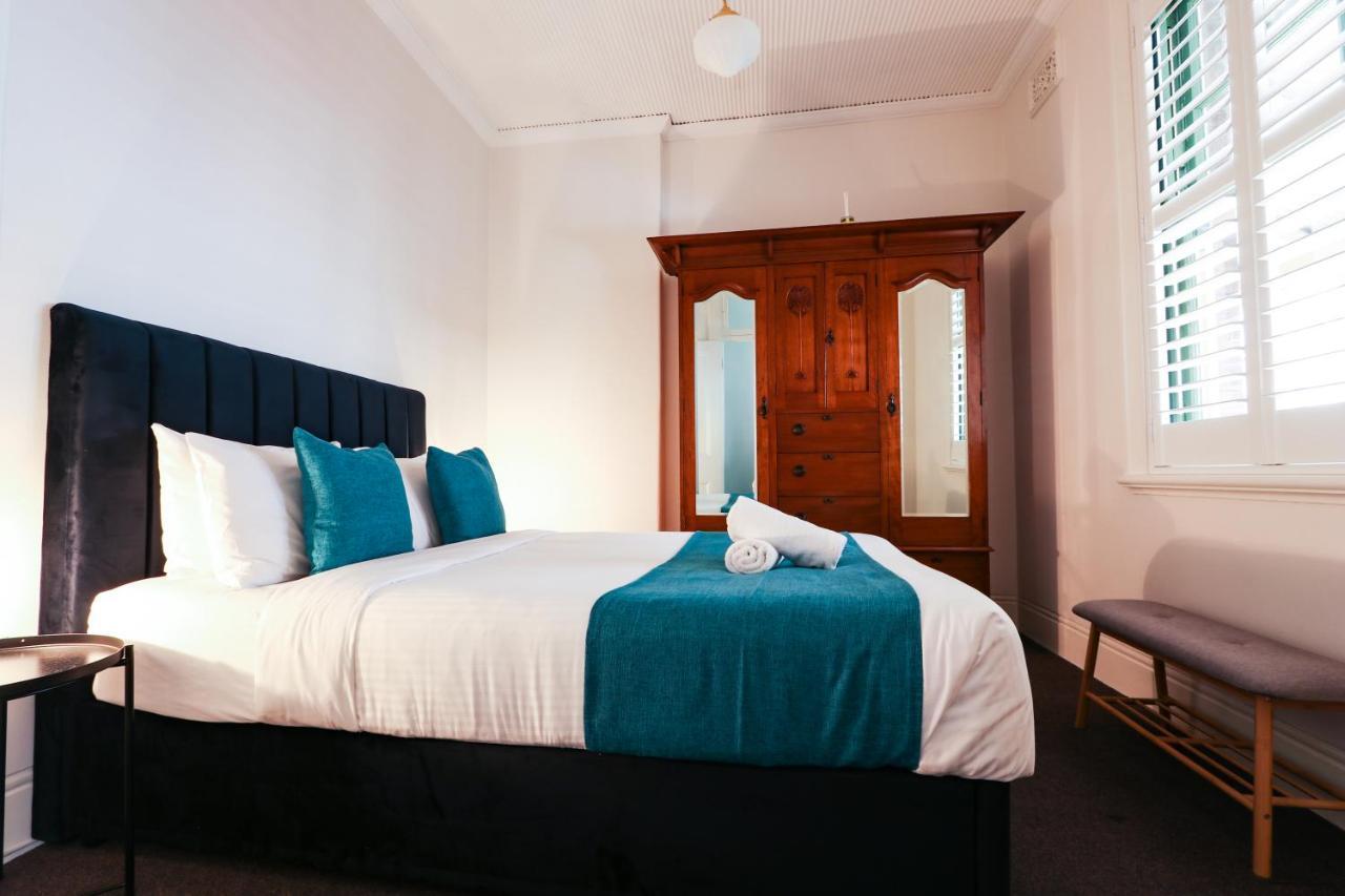 Discover The Rocks - Historical Terrace House Apartment