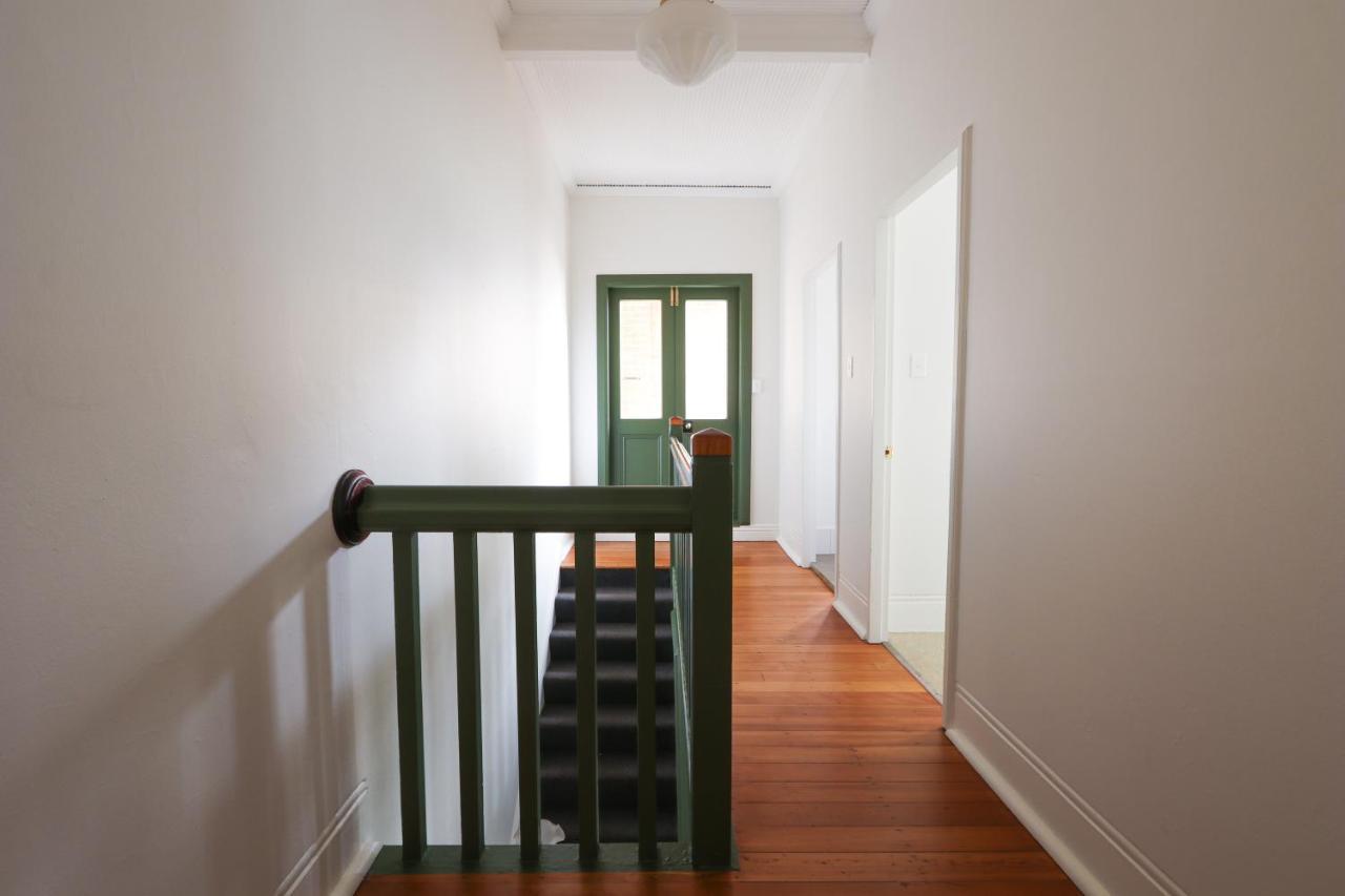 Discover The Rocks - Historical Terrace House