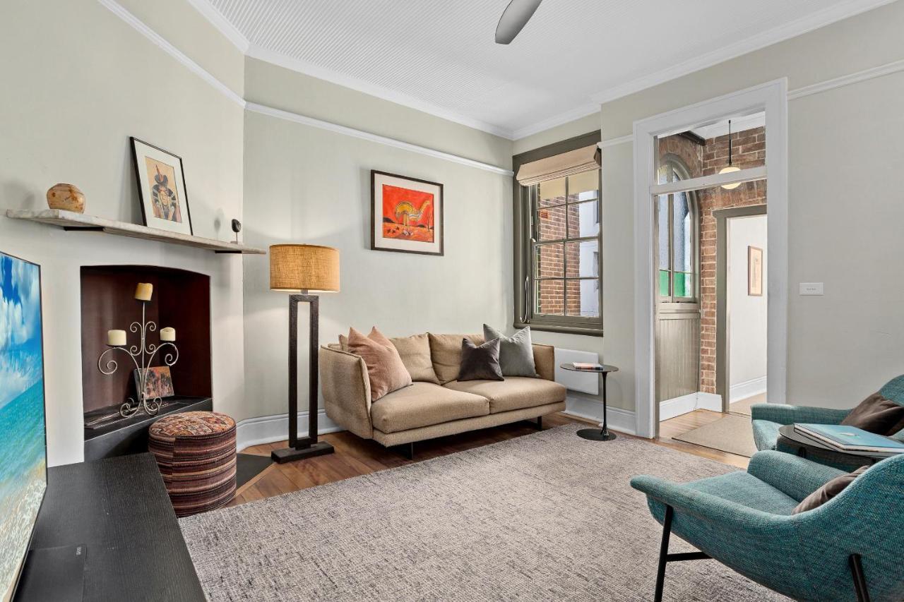 Discover The Rocks - Historical Terrace House Apartment *