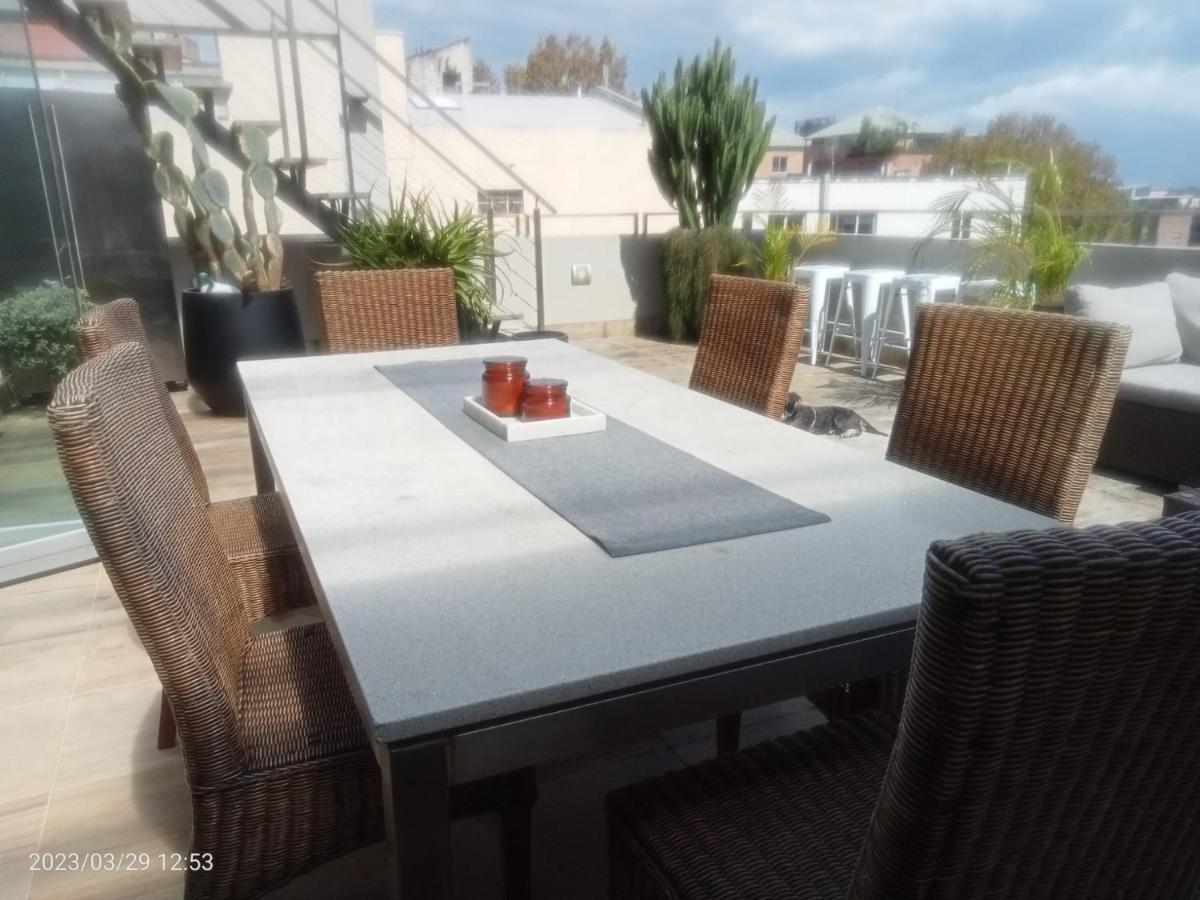 Three Bedroom Penthouse With Private Rooftop Jacuzzi In Surry Hills Apartment