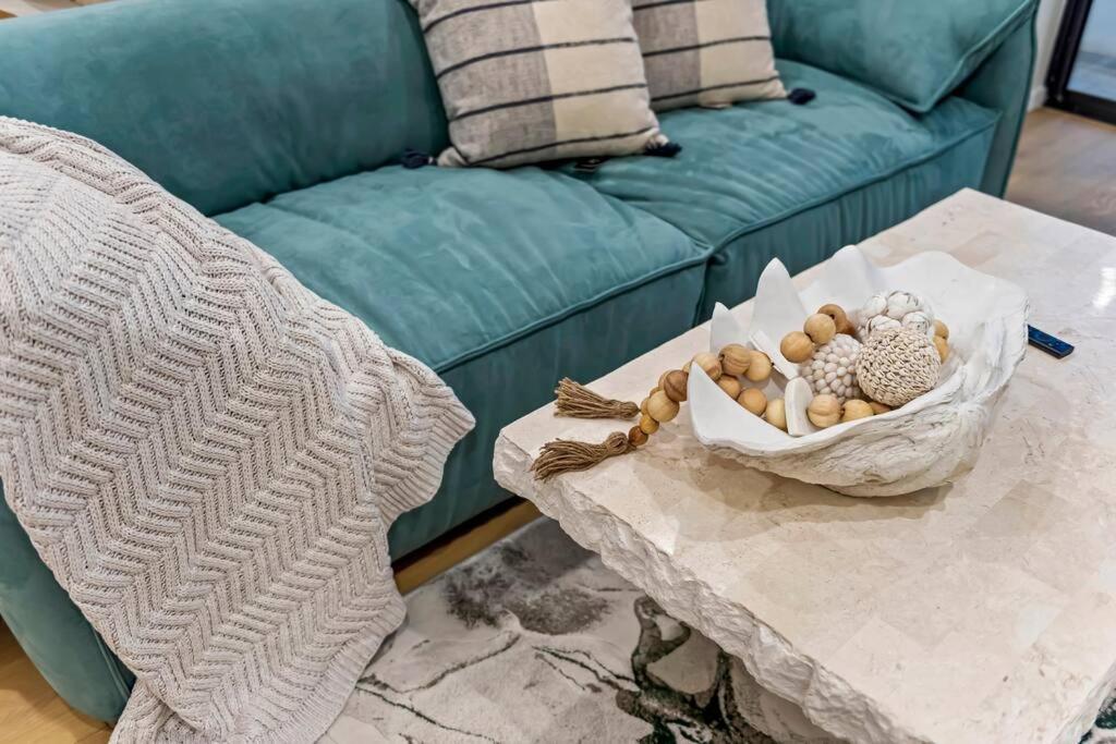 La Baia Luxury Penthouse Neutral Bay