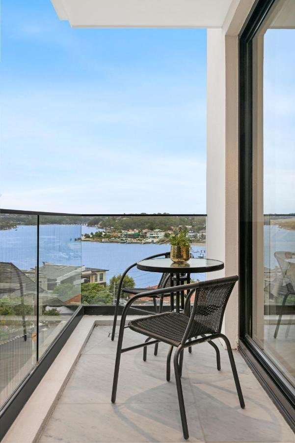 Bahay bakasyunan Luxury Waterside Sanctuary Sydney