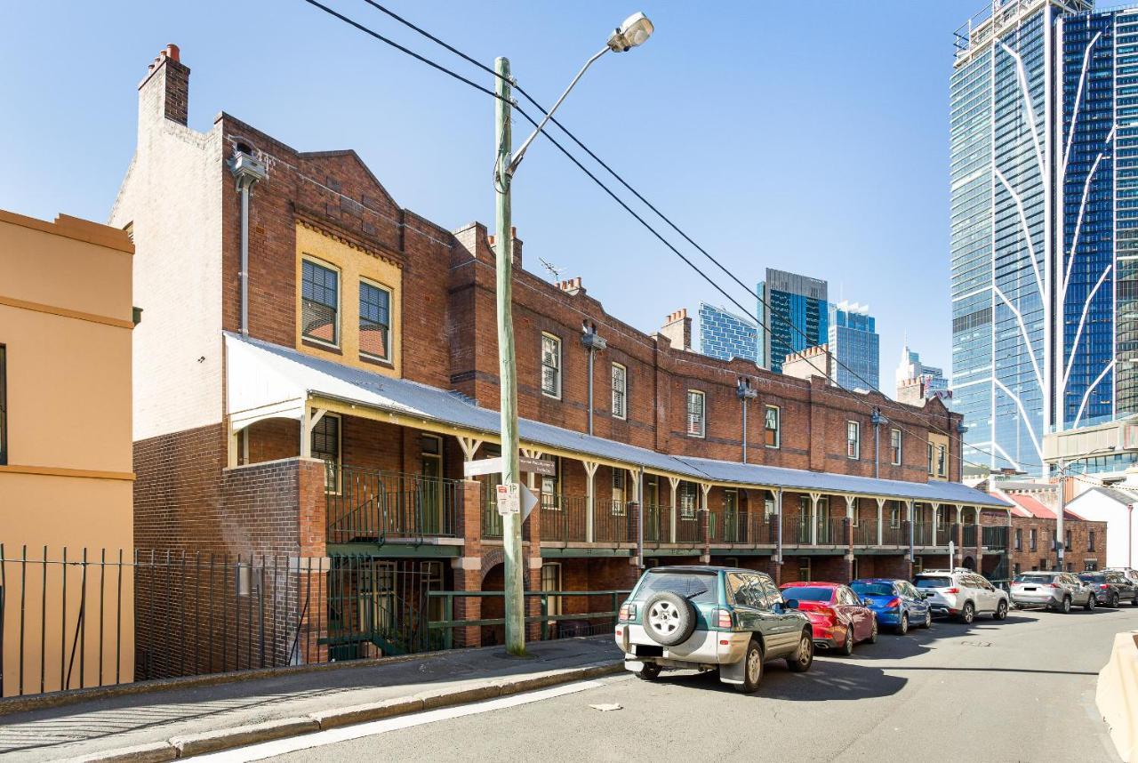 Discover The Rocks - Historical Terrace House Apartment