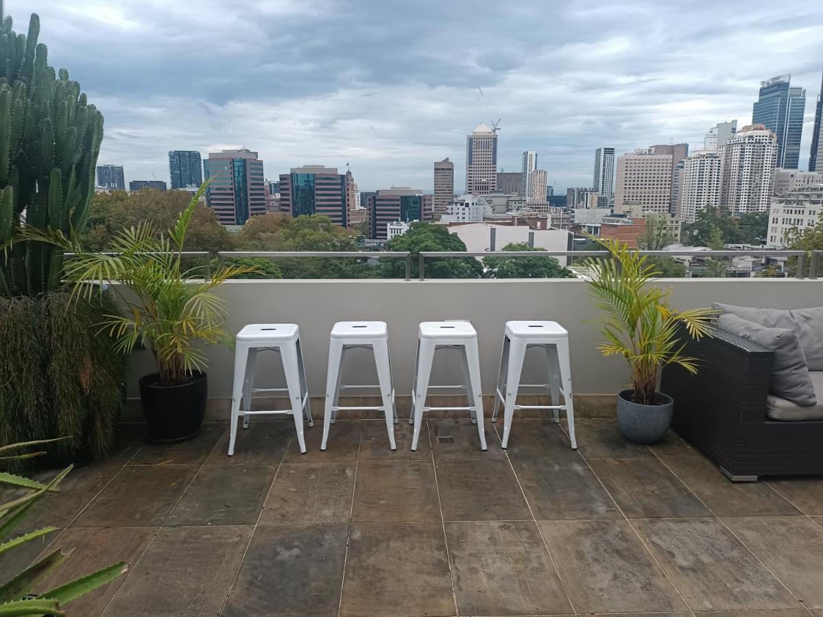 Three Bedroom Penthouse With Private Rooftop Jacuzzi In Surry Hills *