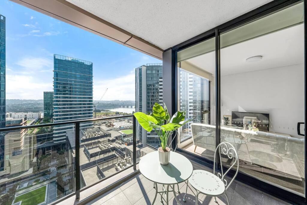 Waterview Apt At Wentworth Point Apartment Sydney