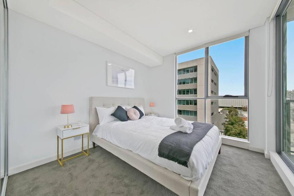 Apartment Aircabin｜mascot｜spacious & Modern｜walk To Station Sydney