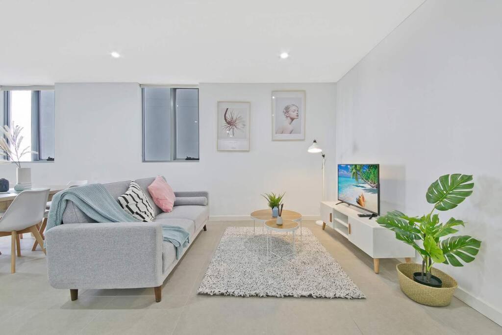 Aircabin｜mascot｜spacious & Modern｜walk To Station * Sydney