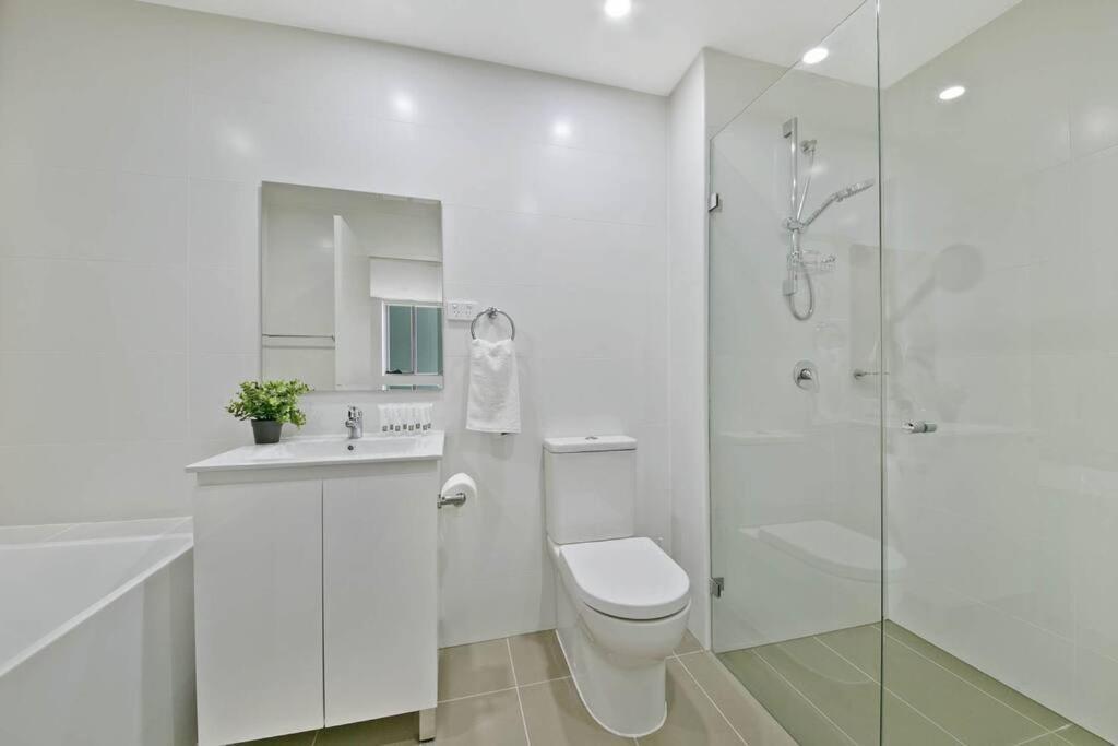 Aircabin｜mascot｜spacious & Modern｜walk To Station * Sydney