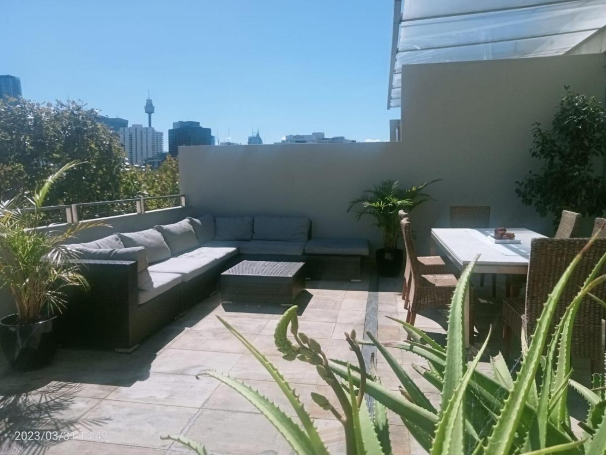 Three Bedroom Penthouse With Private Rooftop Jacuzzi In Surry Hills Apartment