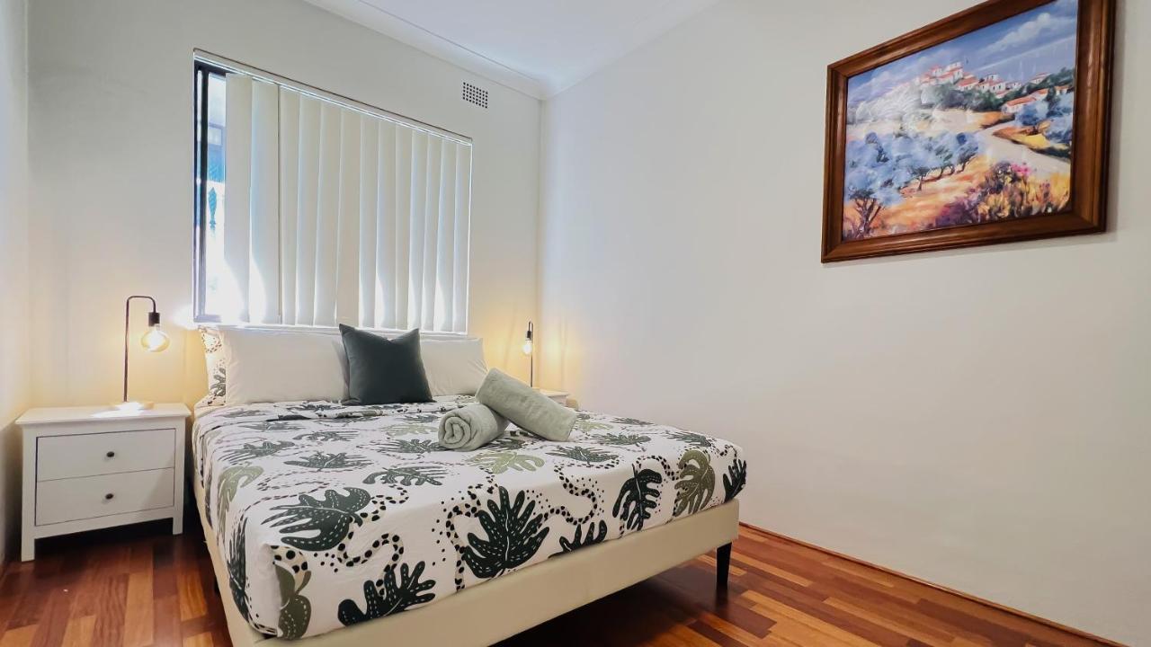 Apartment Carlton 3 Beds Unit - Free Parking