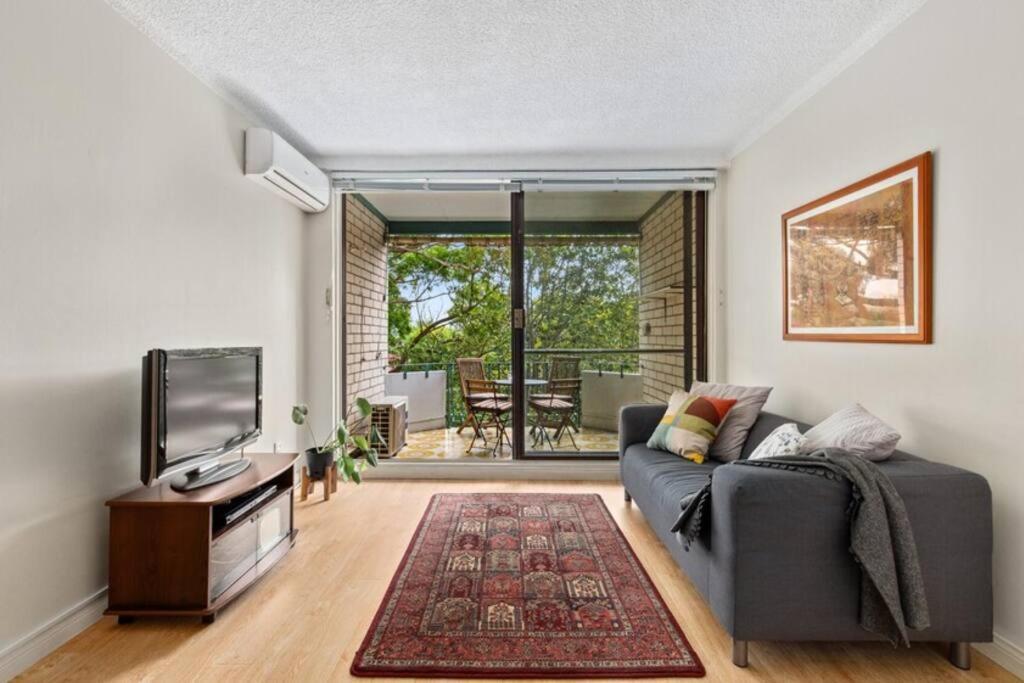 Hurstville With A View, Comfort & Style Apartment *