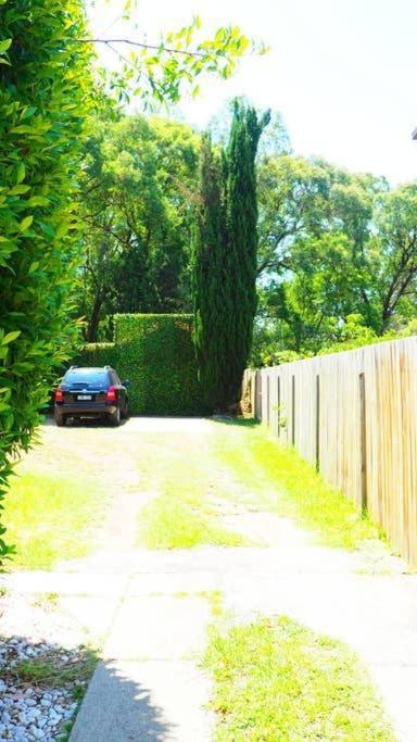 Holiday home Carramar Studio King Bed Private Rm 1 Min To Station