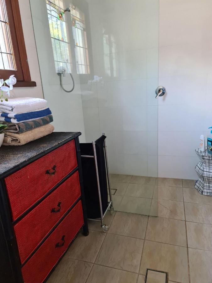 Holiday home Vista Unit + Bamboo House Close To The & Airport & Train Station And Brighton Le Sands Sydney