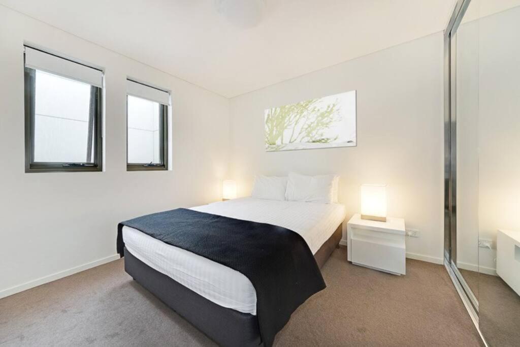 Apartment Incredible Waterview Neutral Bay G301 *
