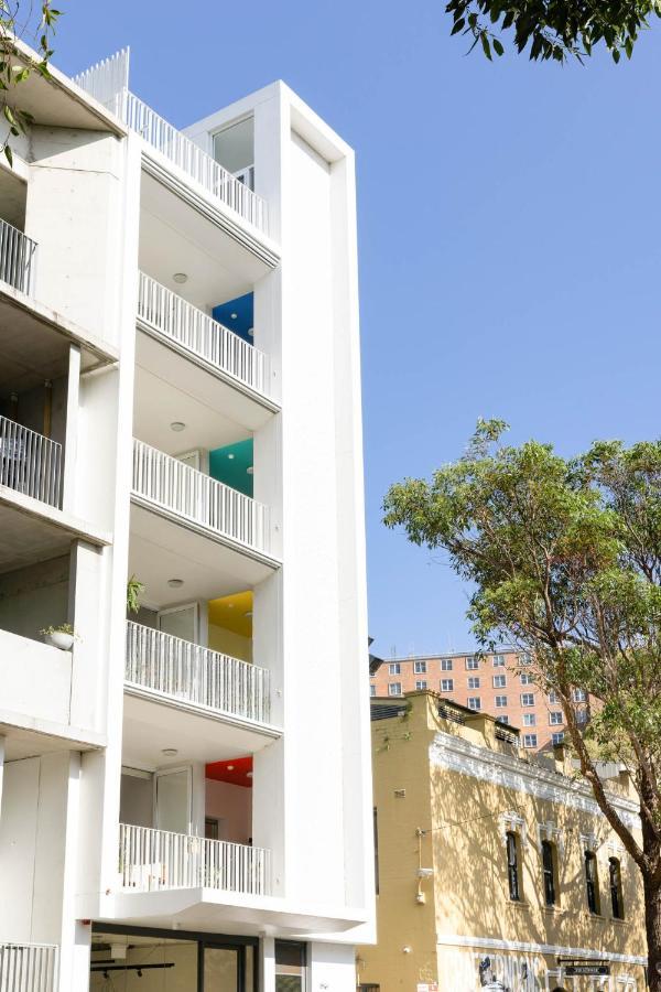 Apartment The Chromatic By Urban Rest *
