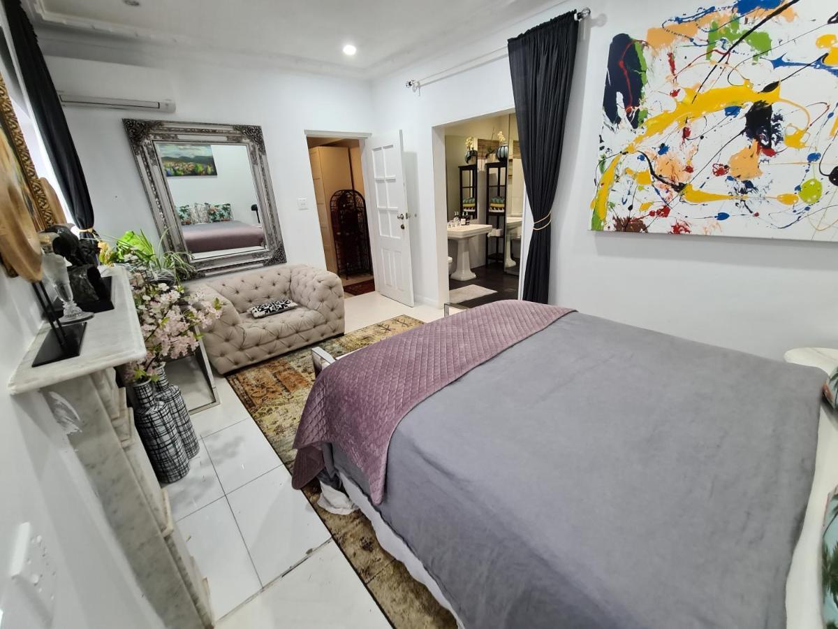 Vista Unit + Bamboo House Close To The & Airport & Train Station And Brighton Le Sands * Sydney