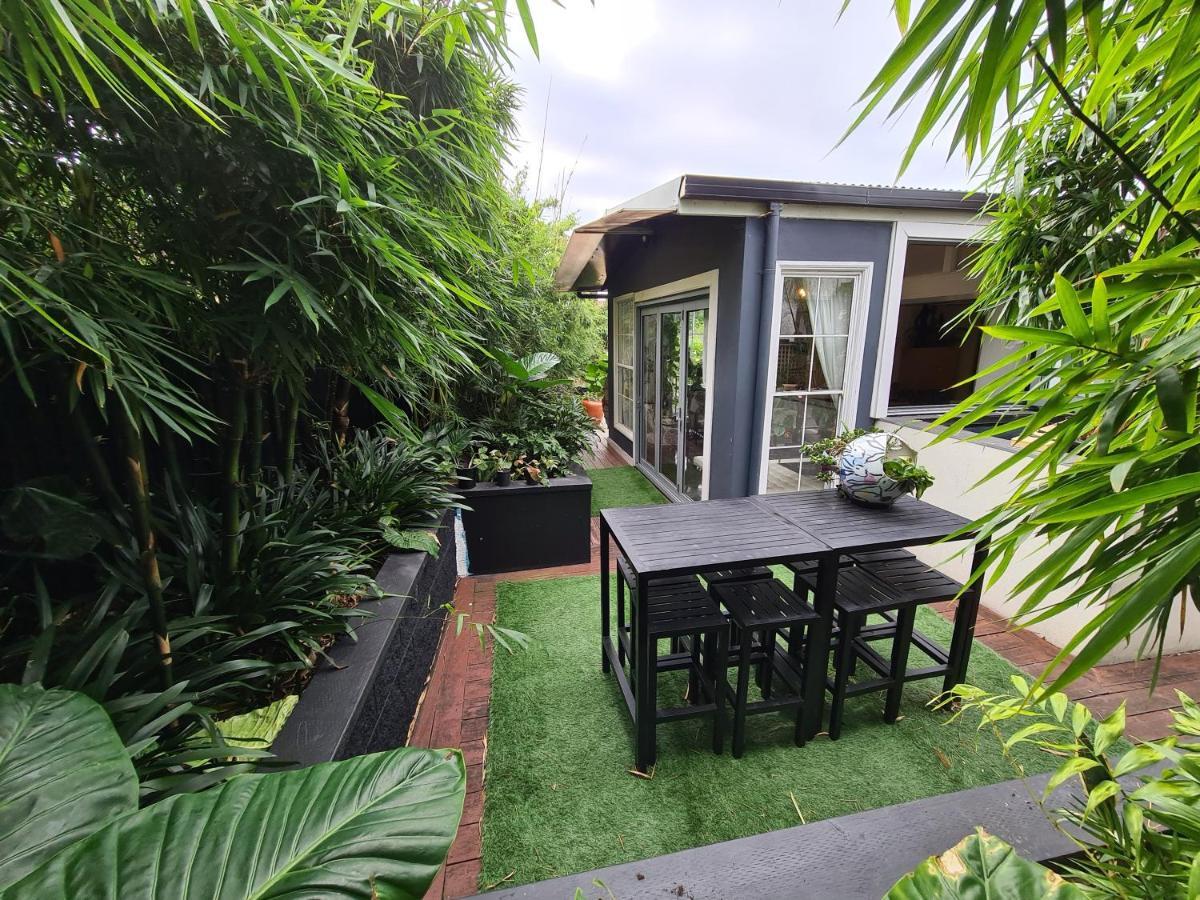 Vista Unit + Bamboo House Close To The & Airport & Train Station And Brighton Le Sands Holiday home Sydney