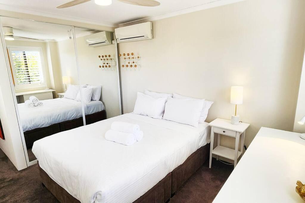 Impressive Centrally Located Penthouse * Sidney